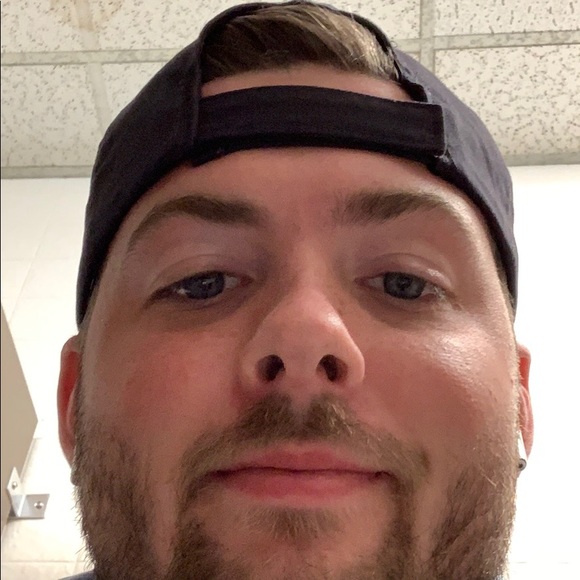 Meet your Posher, Colin - Picture 1 of 1